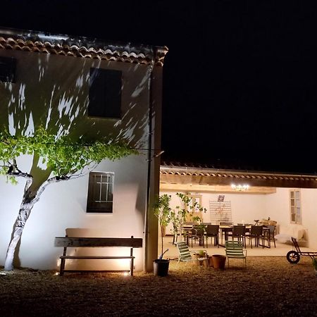 Le Mas Josephine Saint-Remy-de-Provence Exterior photo
