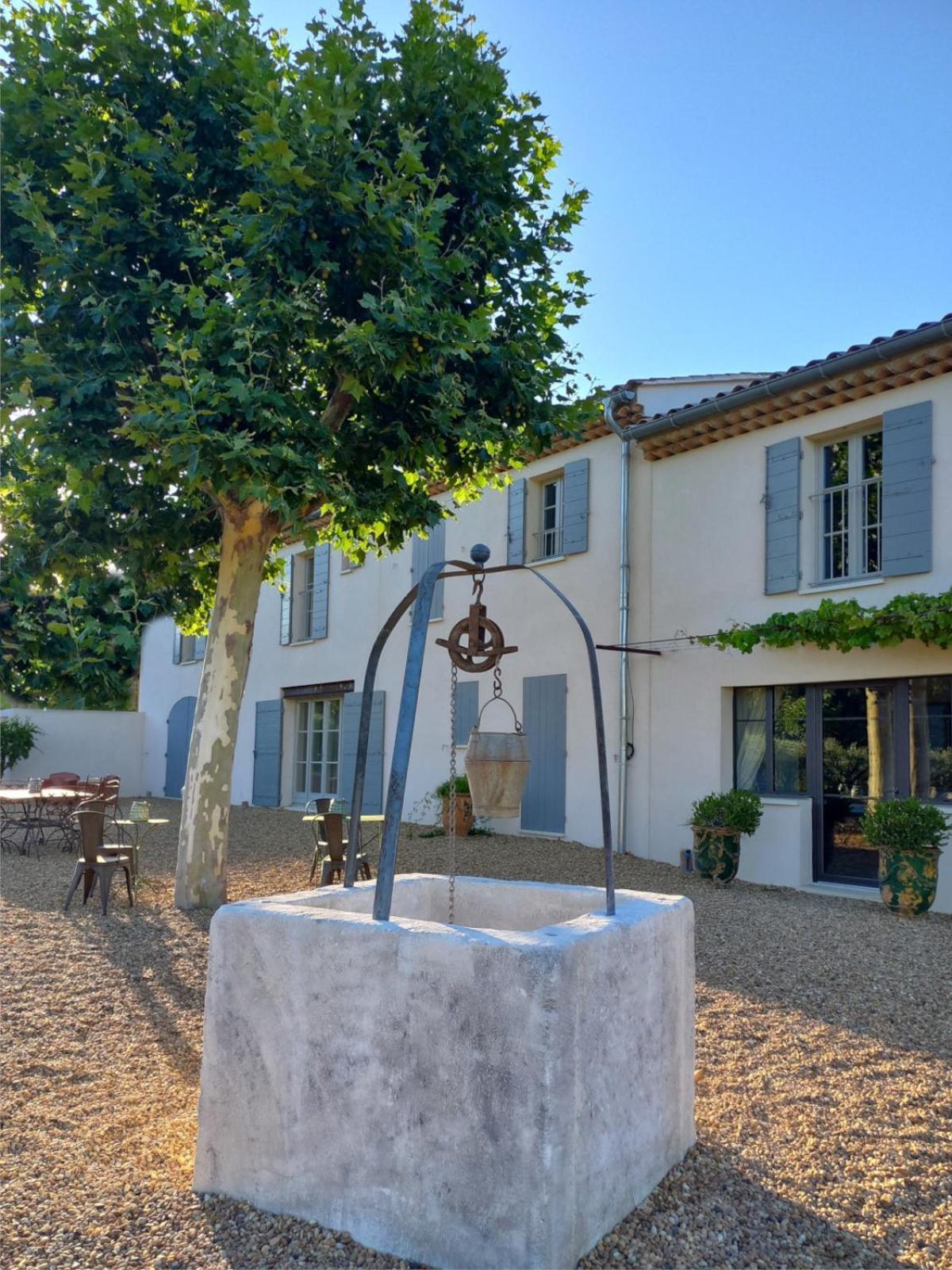 Le Mas Josephine Saint-Remy-de-Provence Exterior photo